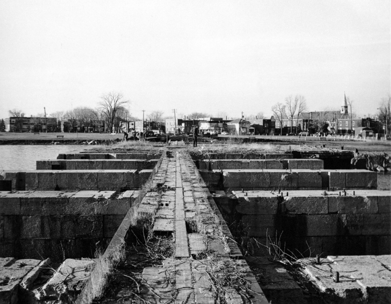 Demolition of the dam around the late 1940s