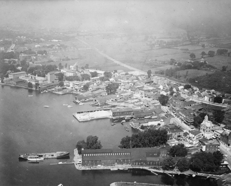 Aerial view of Lachine looking west between 21st and 29th Avenues, about 1920 