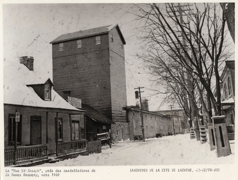 Dawes Black Horse buildings 