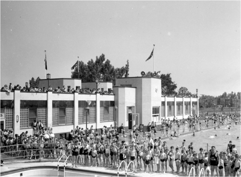 A hot day at the Natatorium 