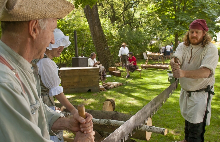 The handsaw - reconstitution at Maison Saint-Gabriel 